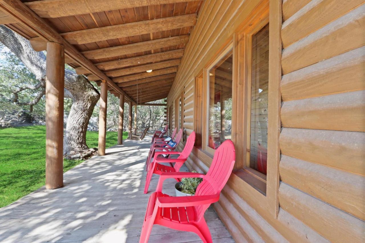Wimberley Log Cabins Resort And Suites- Unit 3 Экстерьер фото