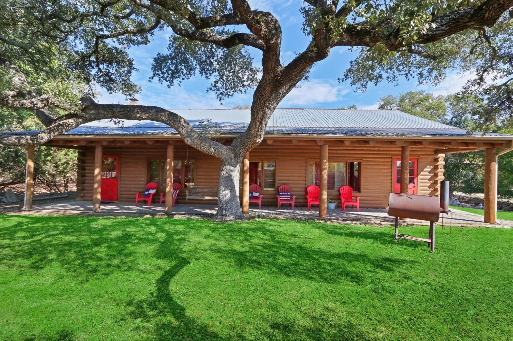 Wimberley Log Cabins Resort And Suites- Unit 3 Экстерьер фото