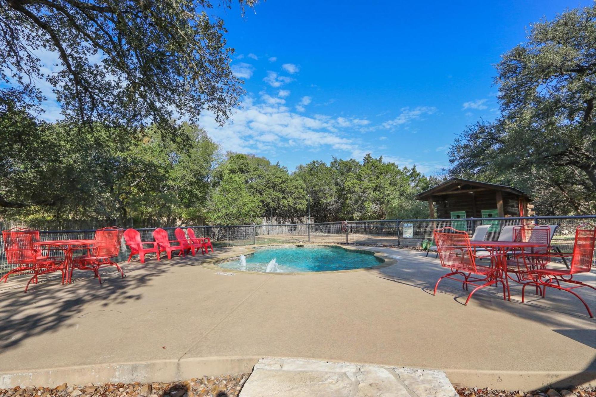Wimberley Log Cabins Resort And Suites- Unit 3 Экстерьер фото